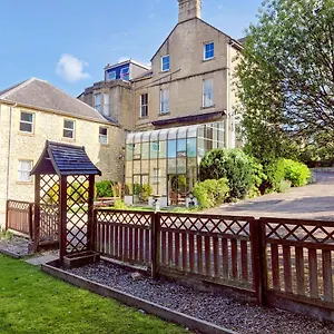 4* Gasthuis Wentworth House